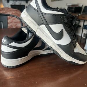 Nike Classic Black and White Low-Tops